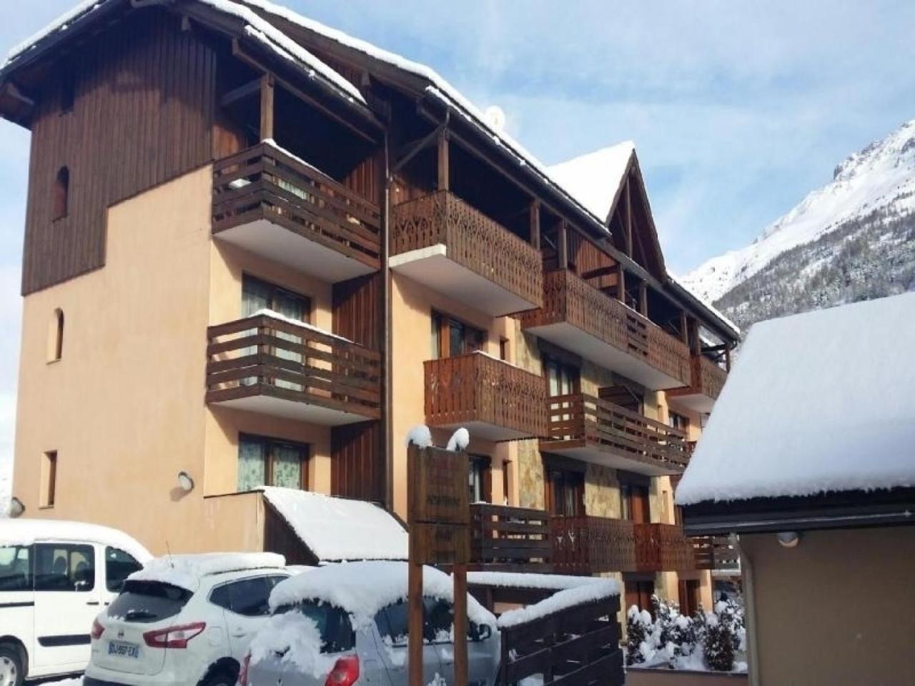 Appartement Lumineux 2 Pieces 6 Pers, Proche Pistes Et Commerces - La Salle Les Alpes - Fr-1-330F-29 سر تشيفاليه المظهر الخارجي الصورة