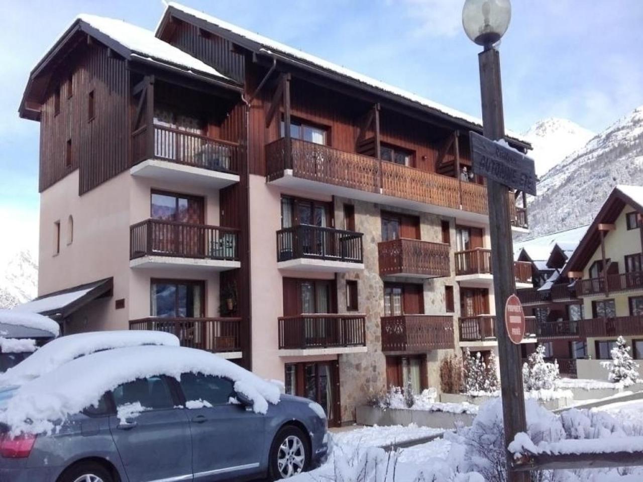 Appartement Lumineux 2 Pieces 6 Pers, Proche Pistes Et Commerces - La Salle Les Alpes - Fr-1-330F-29 سر تشيفاليه المظهر الخارجي الصورة